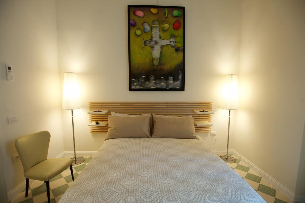 Haripergo Apartments A Bridge For Amalfi Coast サレルノ 部屋 写真