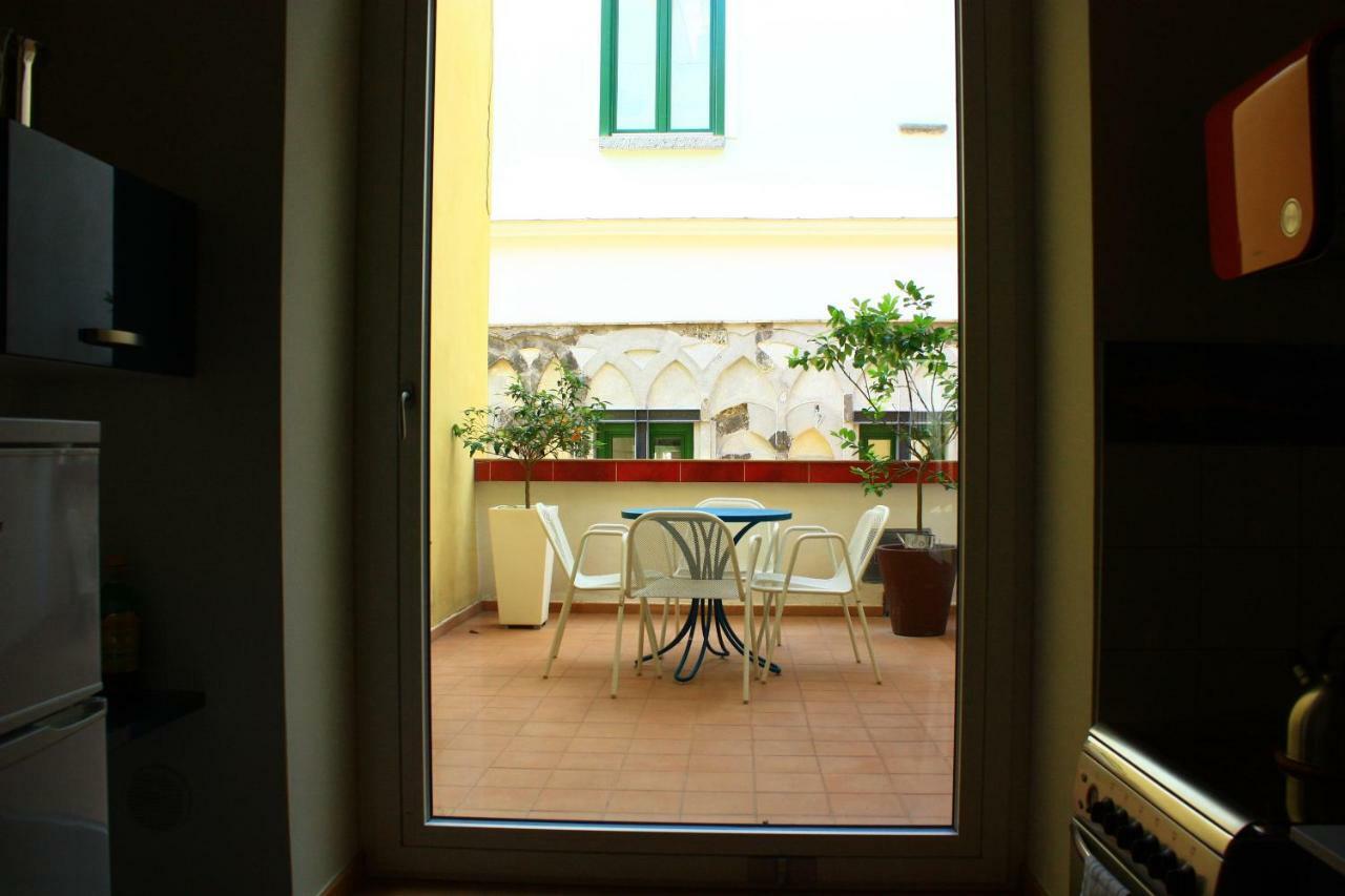 Haripergo Apartments A Bridge For Amalfi Coast サレルノ エクステリア 写真