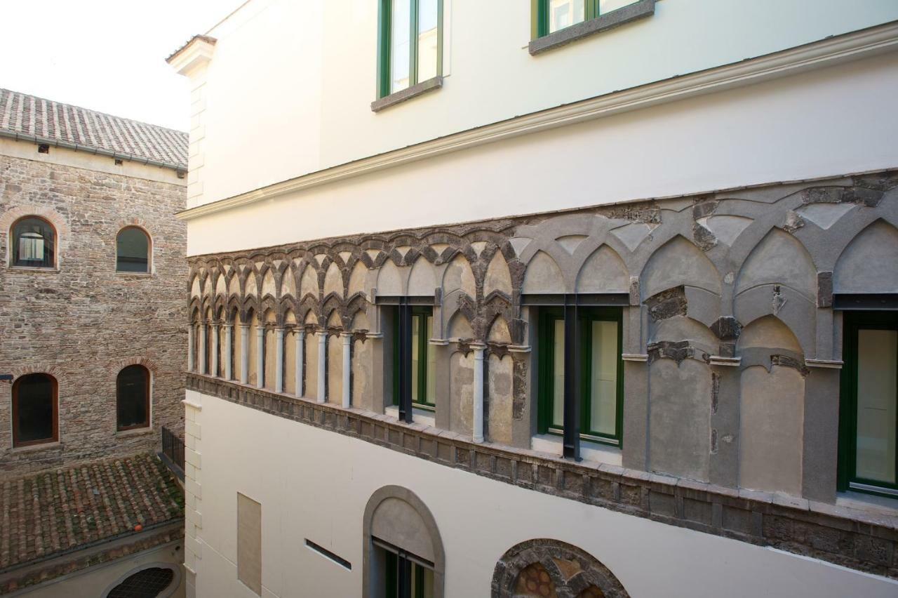 Haripergo Apartments A Bridge For Amalfi Coast サレルノ エクステリア 写真